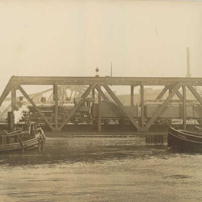 C+NW Railway Bridge