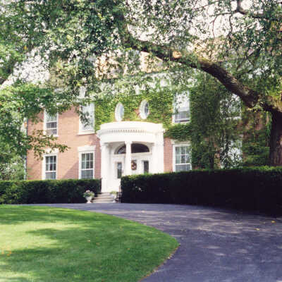 100 East Pembroke Drive