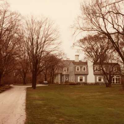 35 Green Bay Rd.
