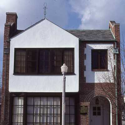 210 East Westminster