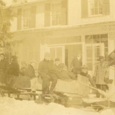 Copyright: Lake Forest Lake Bluff Historical Society