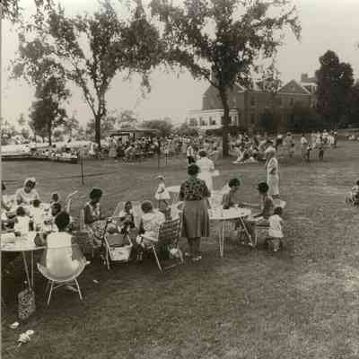 Lake Forest Hospital Baby Alumni party