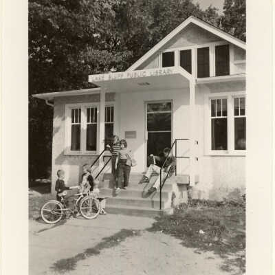 Lake Bluff Library