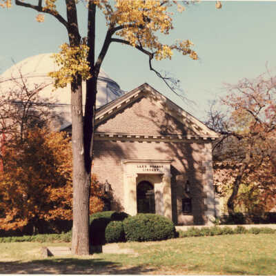 Lake Forest Library