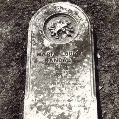 Lake Forest Cemetery