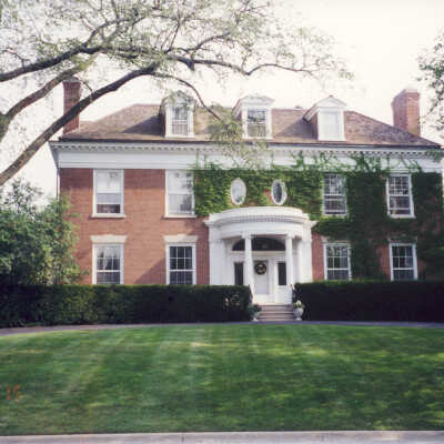 100 East Pembroke Drive
