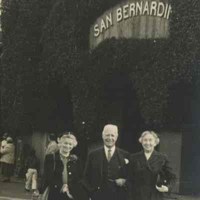 Photo of Nora Ryerson, R. Douglas Stuart and Harriet McClure Stuart