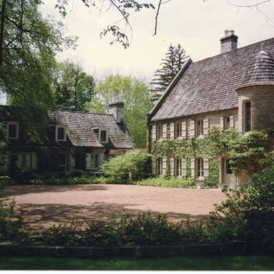 80 North Green Bay Road