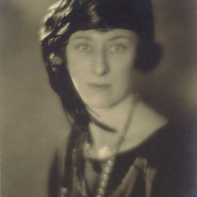 Portrait of woman