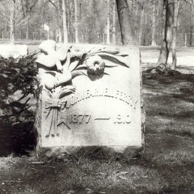 Lake Forest Cemetery