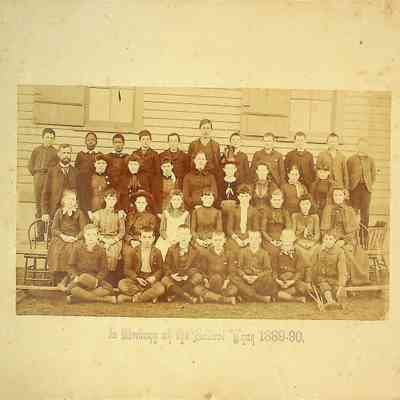 Class photo of year 1889-90