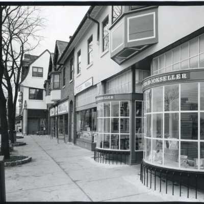 B. Dalton Bookseller