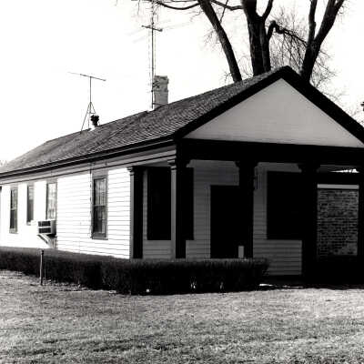 Caddy shack for Mill Road Farm Golf Course