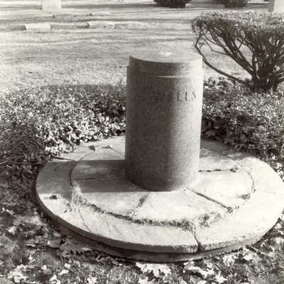 Lake Forest Cemetery