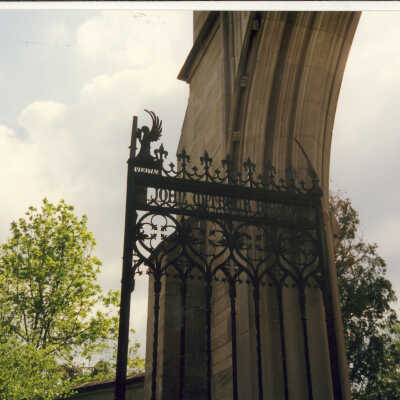 Lake Forest Cemetery