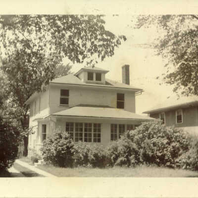902 North Oakwood Avenue
