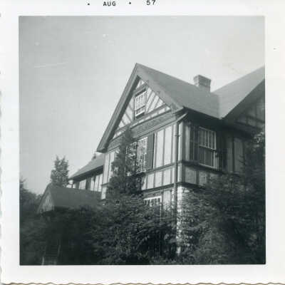 Dick and Teddy's home