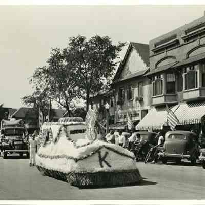 Lake Forest Day 1941