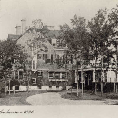 "Walden": Approach to House