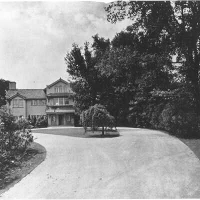 301 North Chiltern Drive