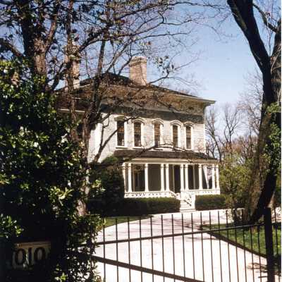 1010 East Deerpath