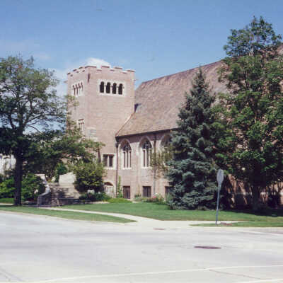 Methodist Church, 350 East Deerpath