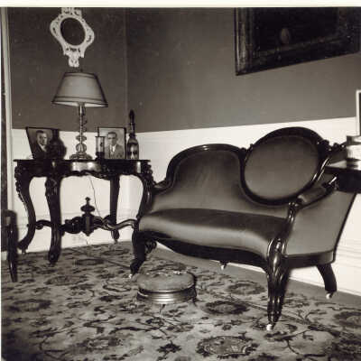 Victorian couch in Quinlan home