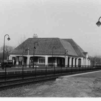 Lake Forest Train Station (Milwaukee, 4)