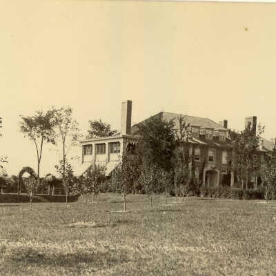 Residence of I. N. Perry