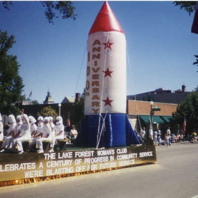 Woman's Club Centennial Float in Lake Forest Day parade