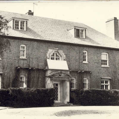 Thorndale Manor