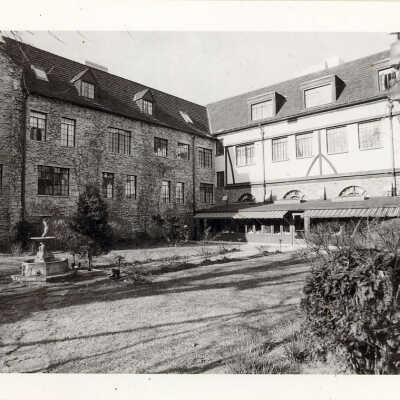 Deer Path Inn