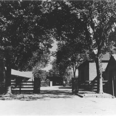 Copyright: Lake Forest-Lake Bluff Historical Society