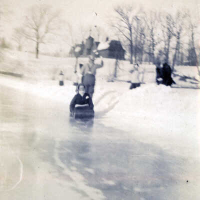 Copyright: Lake Forest Lake Bluff Historical Society