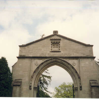 Lake Forest Cemetery