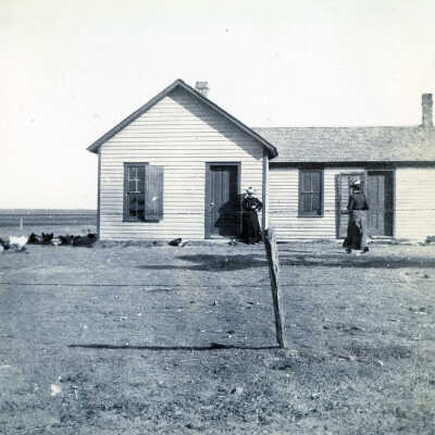 Copyright: Lake Forest-Lake Bluff Historical Society