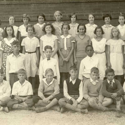Halsey School class photo