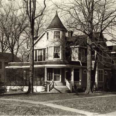 550 Center, Lake Bluff