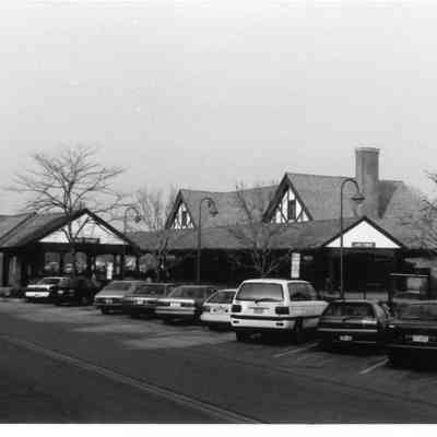 Lake Forest Train Station (Union Pacific North, 2)