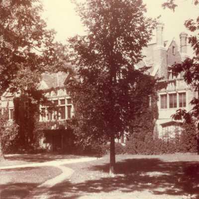 Exterior of White Oaks, Thorne residence