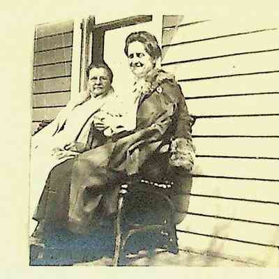 Unidentified photo