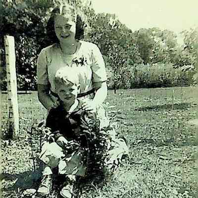Unidentified photo