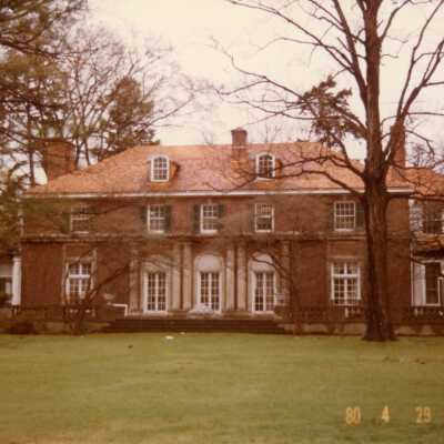 788 E Woodland Rd.