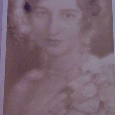 Portrait of woman