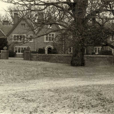 10 West Deerpath
