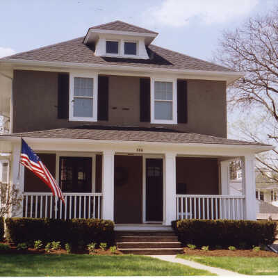 886 Oakwood