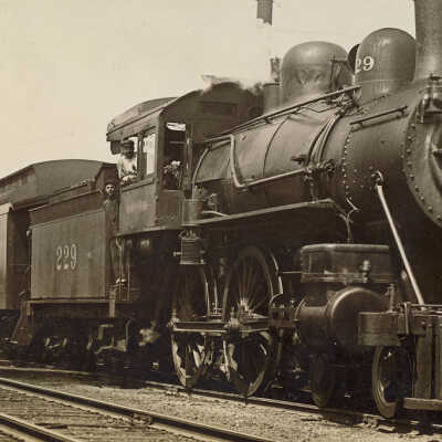 Train Engine 229