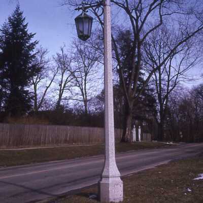 Lake Forest street light