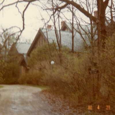 900 E Ringwood Dr.