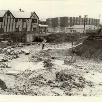 Lake Forest Plaza under construction